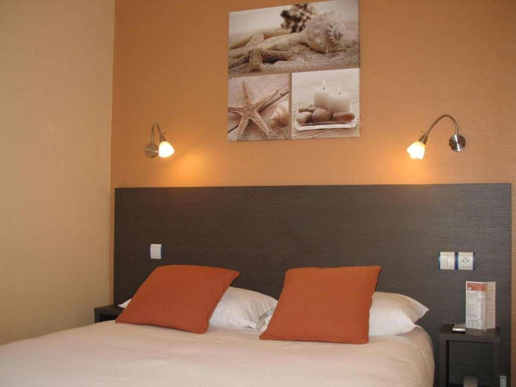 Hotel De Caen Szoba fotó