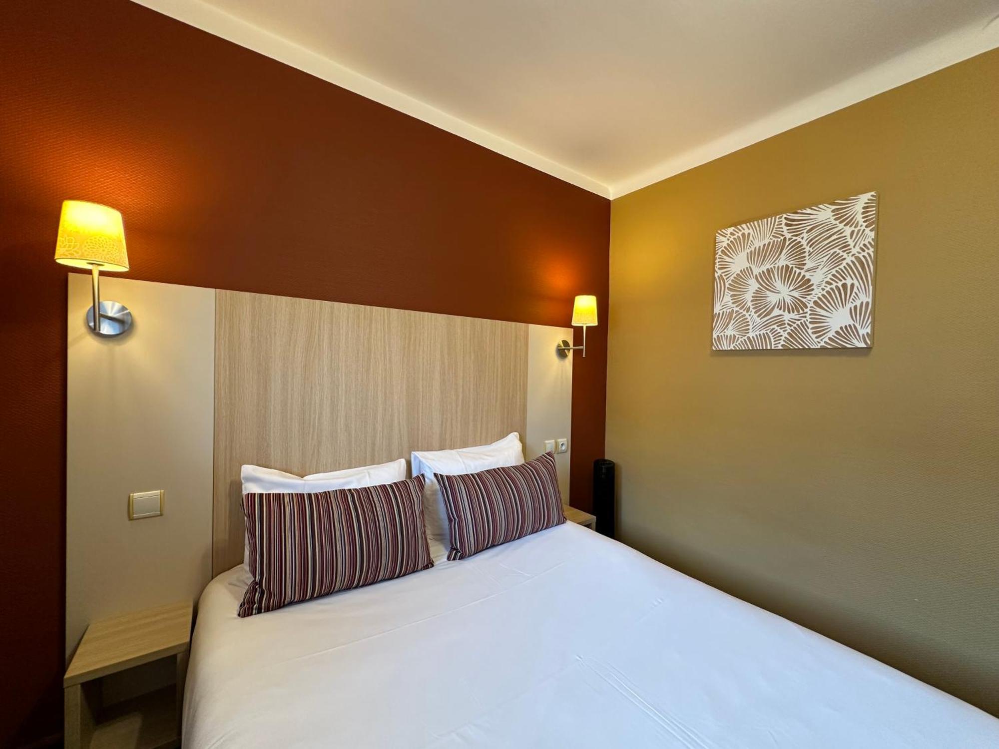 Hotel De Caen Kültér fotó