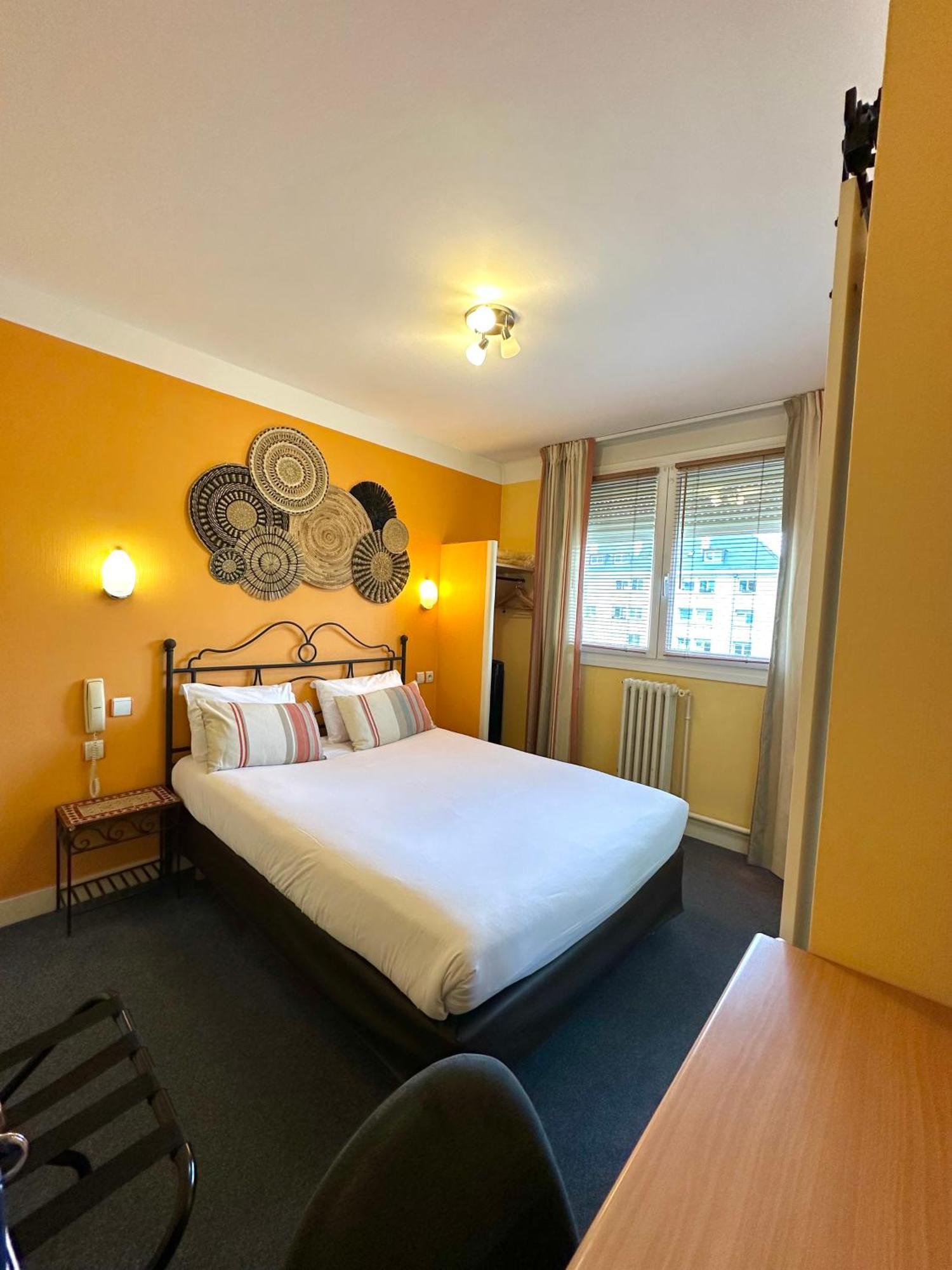 Hotel De Caen Szoba fotó